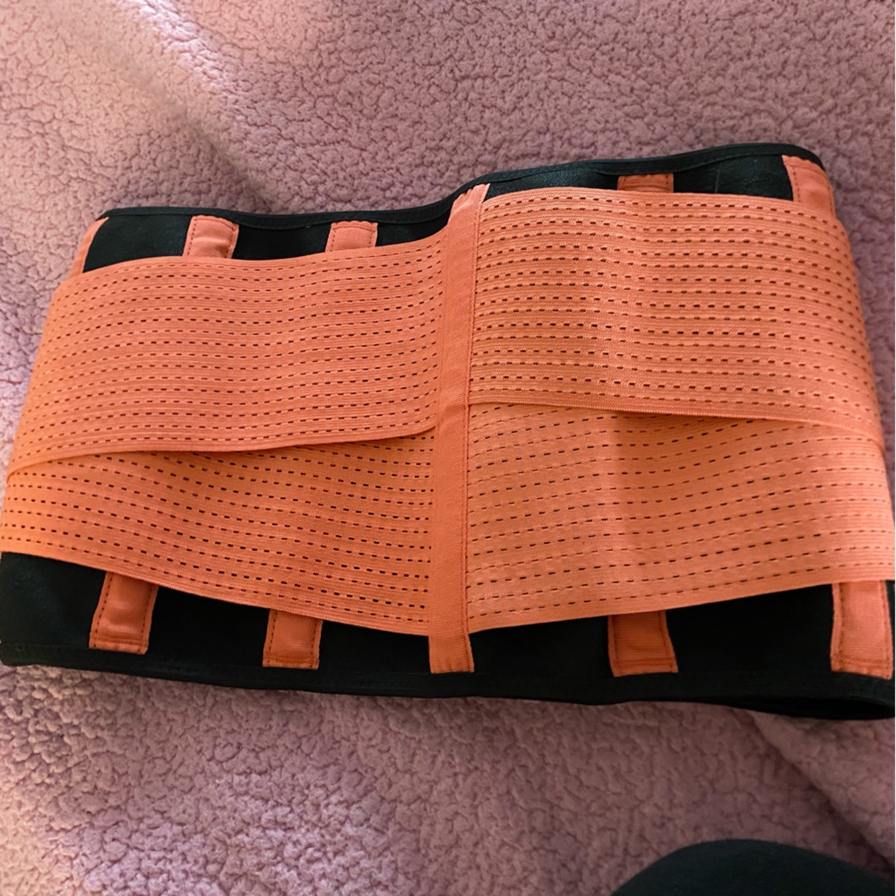 (NEW!) Size Large Waist Trainer